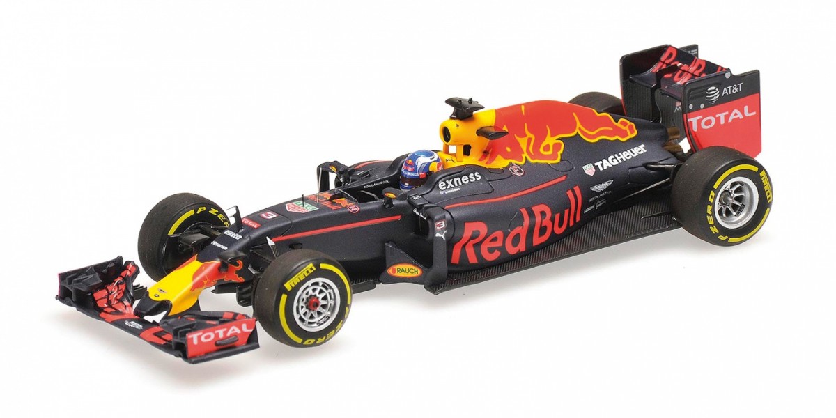 Red Bull Racing Tag-Heuer RB12 #3 Daniel Ricciardo 2016