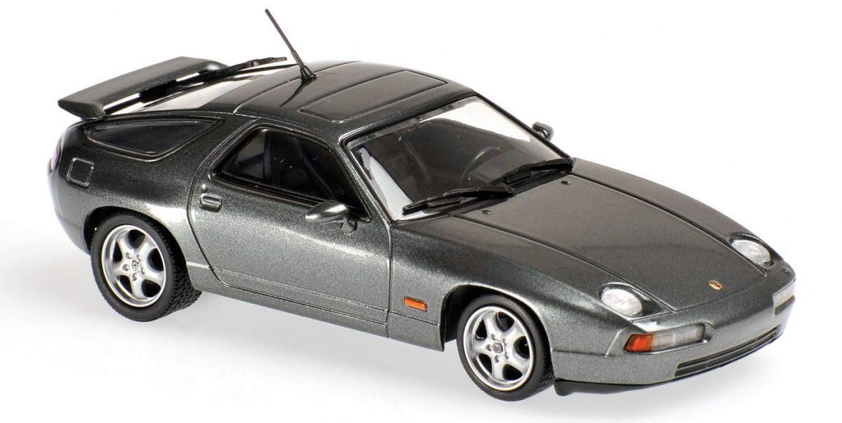 Porsche 928 GTS 1991 (grey metallic)