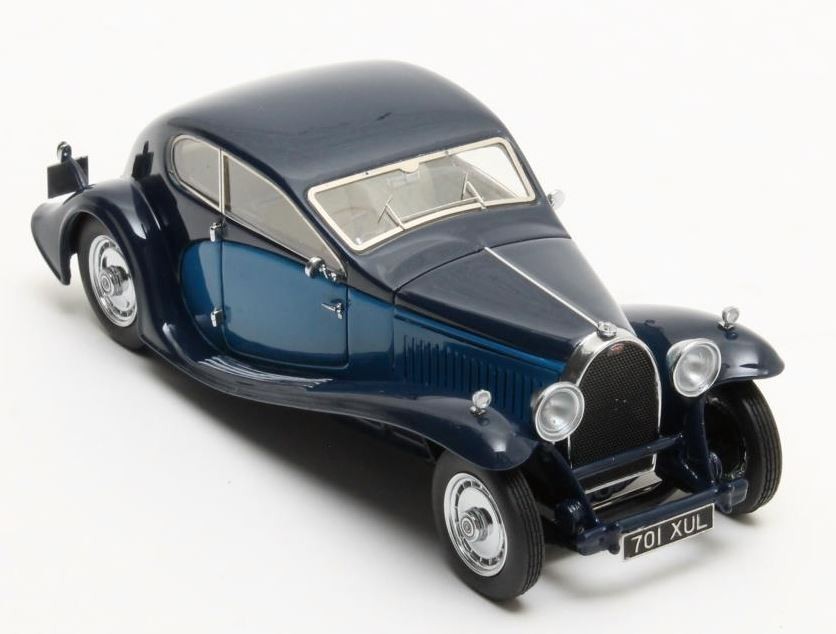 Bugatti T46 Superprofile Coupe 1930 (blue/blue)