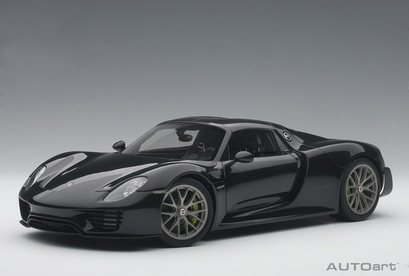 Porsche 918 Spyder Weissach Package 2013 (black metallic) (composite model/full openings)