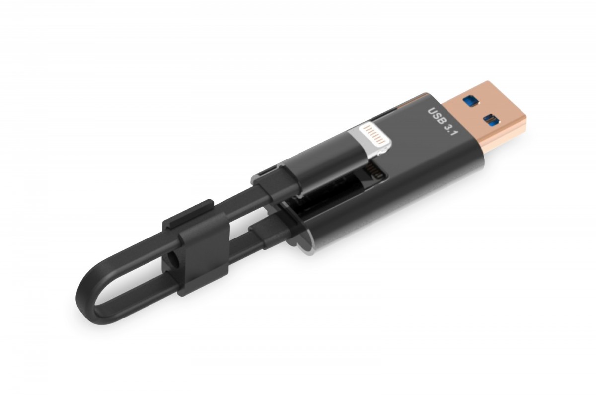 Kabel USB 3.1 Lightning z czytnikiem microSD 