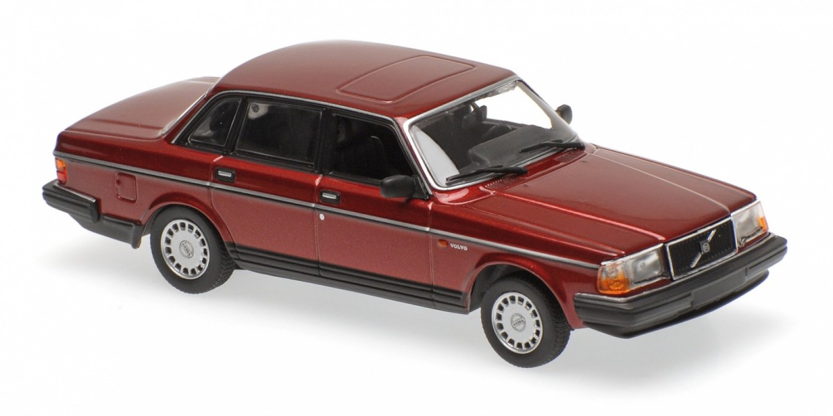 Volvo 240 GL 1986 (dark red metallic)