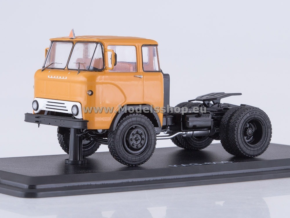 KAZ-608 Kolhida Tractor Truck (dark yellow)