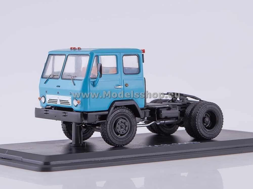 KAZ-608V Kolhida Tractor Truck (blue)