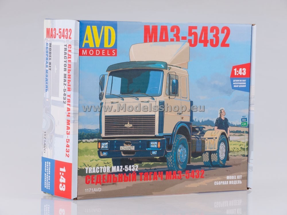MAZ-5432 Tractor Truck (later version) model kit
