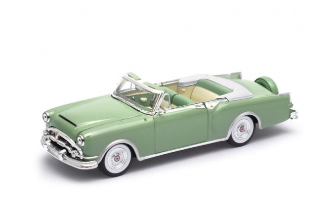 Model kolekcjonerski 1953 Packard Caribbean Convertible, zielony