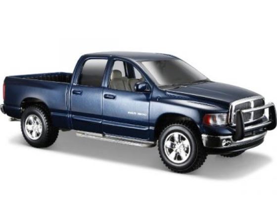 Model metalowy Dodge Ram Quad Cab 2002 niebieski