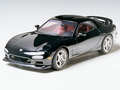 Model plastikowy Mazda RX-7 R1 