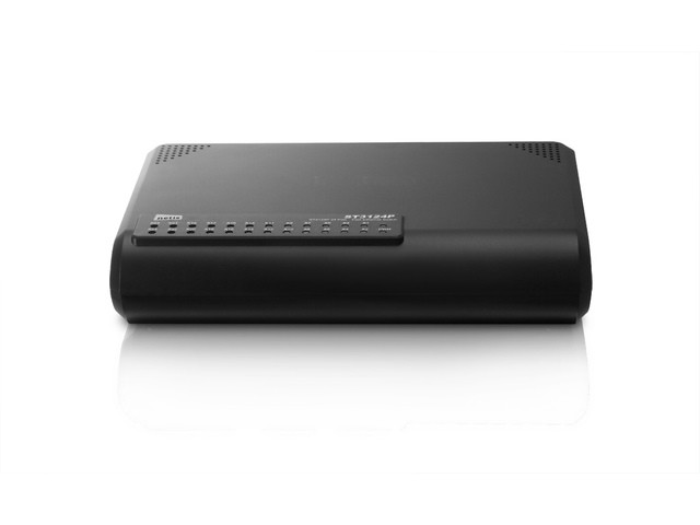 Switch 24-port 100MB Desktop 