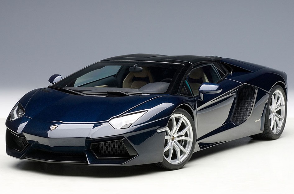 Lamborghini Aventador LP700-4
