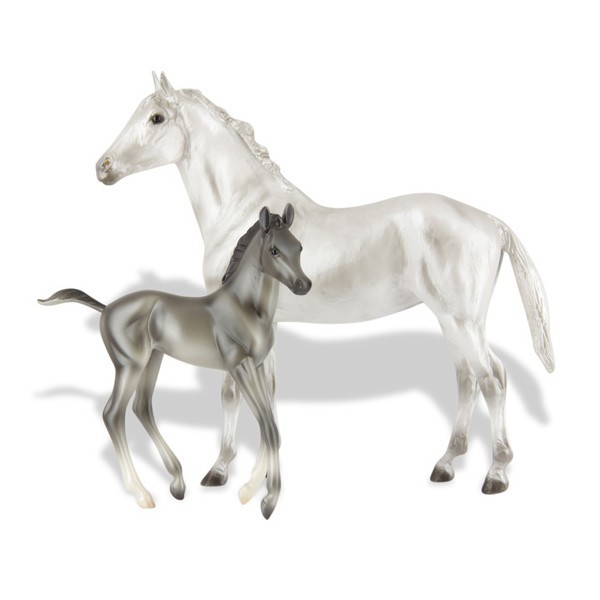 BREYER Koń ze źrebakiem GreyThoroughbred