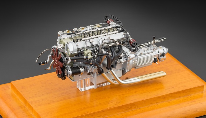 Aston Martin DB4 GT 1961 Engine