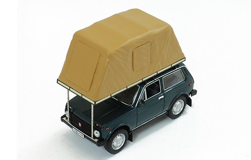 Lada Niva with Roof Tent 1981 (green) USSR