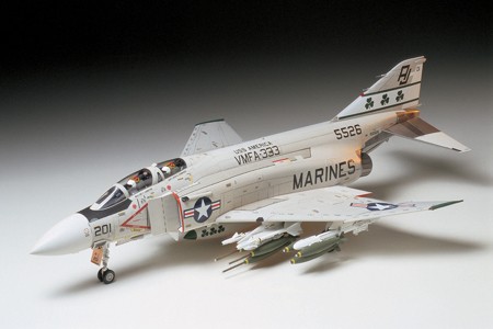 TAMIYA McDonnell F-4 J P hantom II